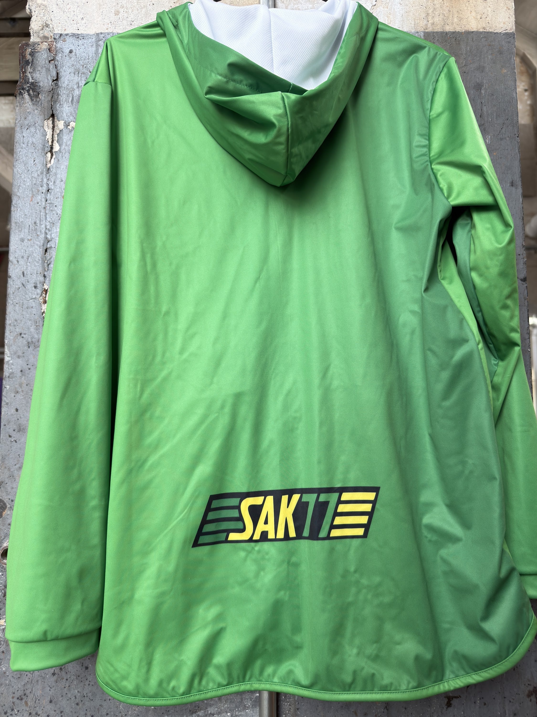 SAK77 Vandtæt Vindjakke // Børn – Produktfoto bagside